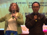 2017년 성령쇄진 전국대회에서 강의하는 미셸모란(세계협의회장)회장